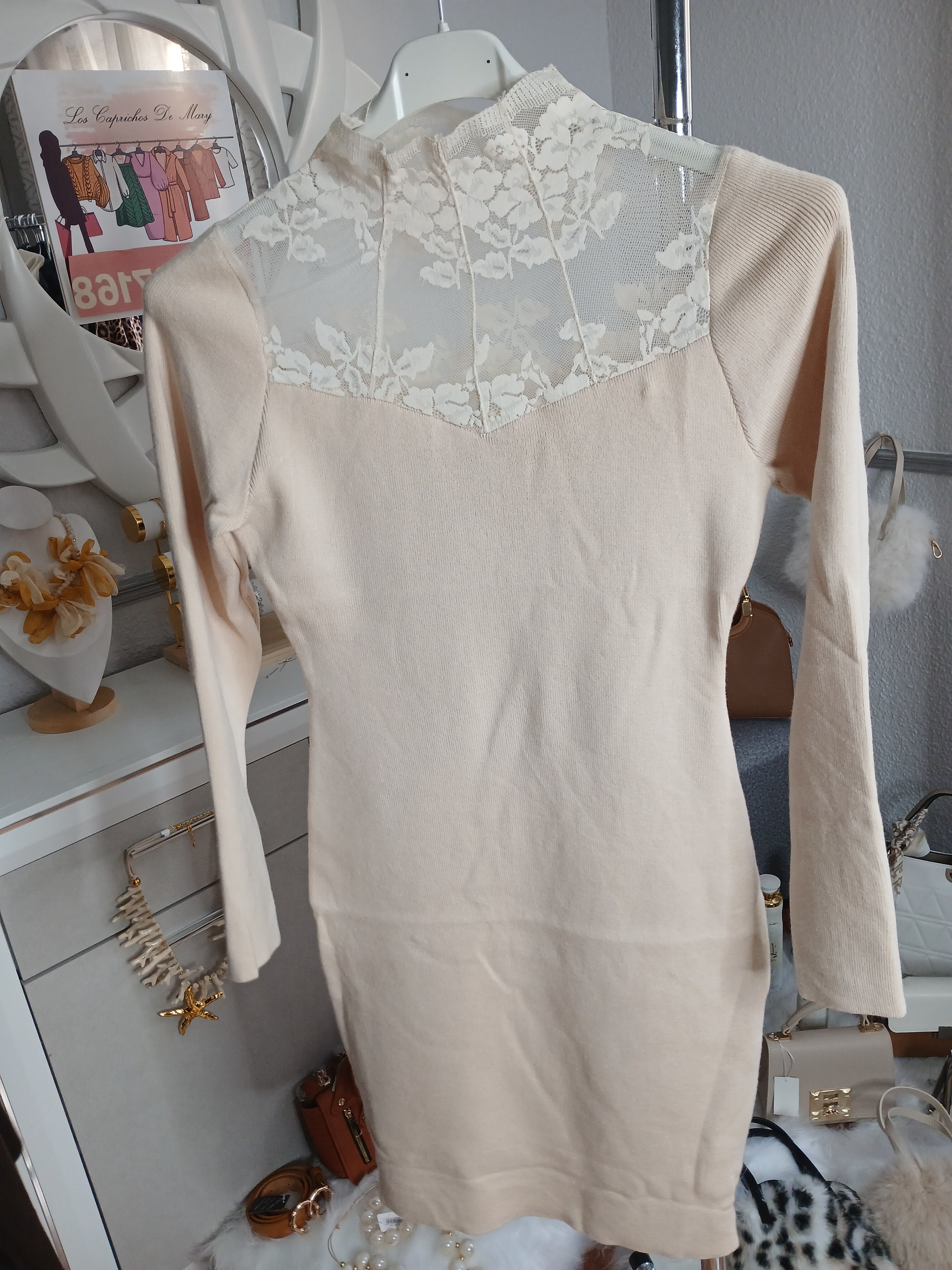 VESTIDO ENCAJE