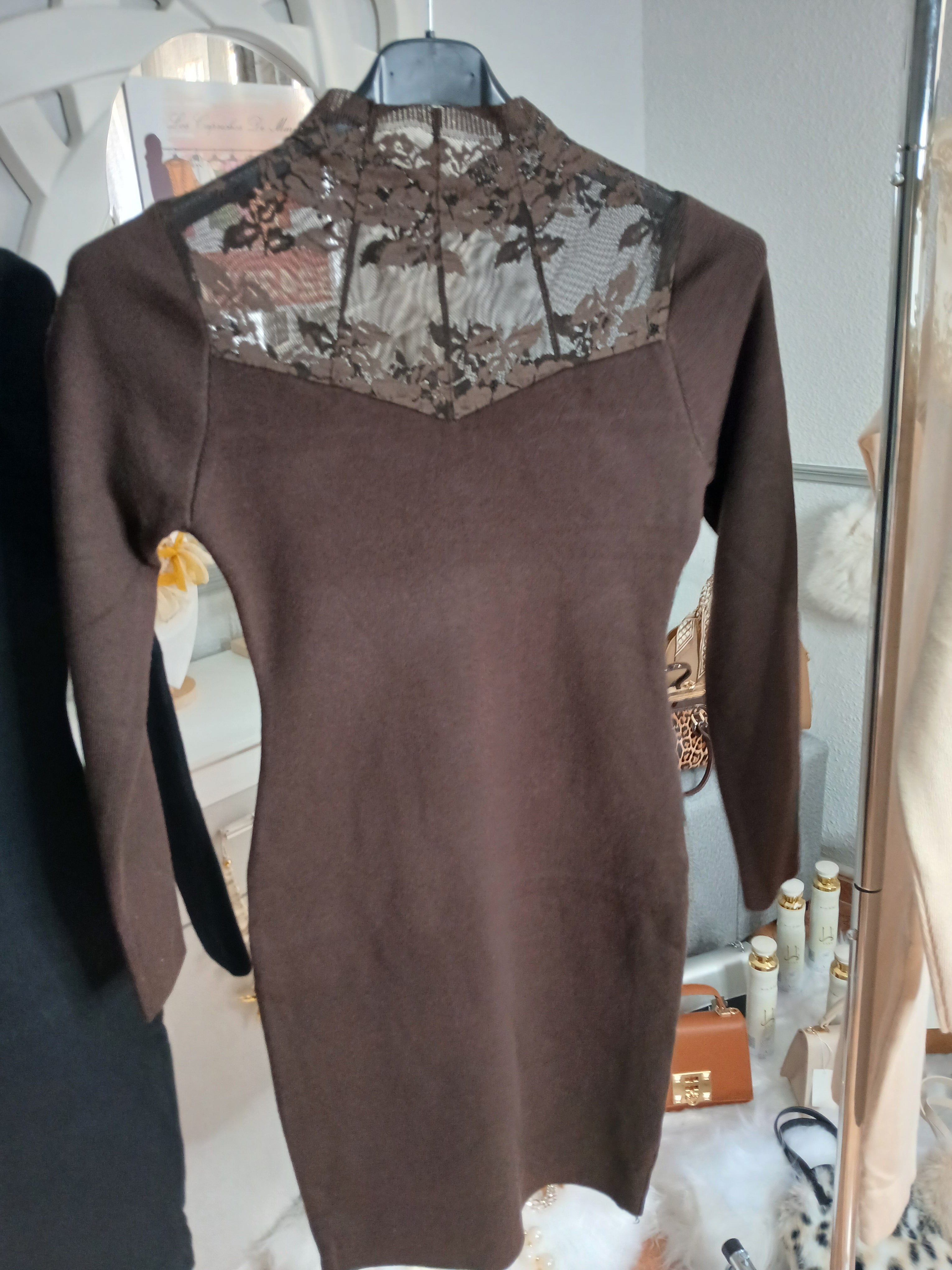 VESTIDO ENCAJE