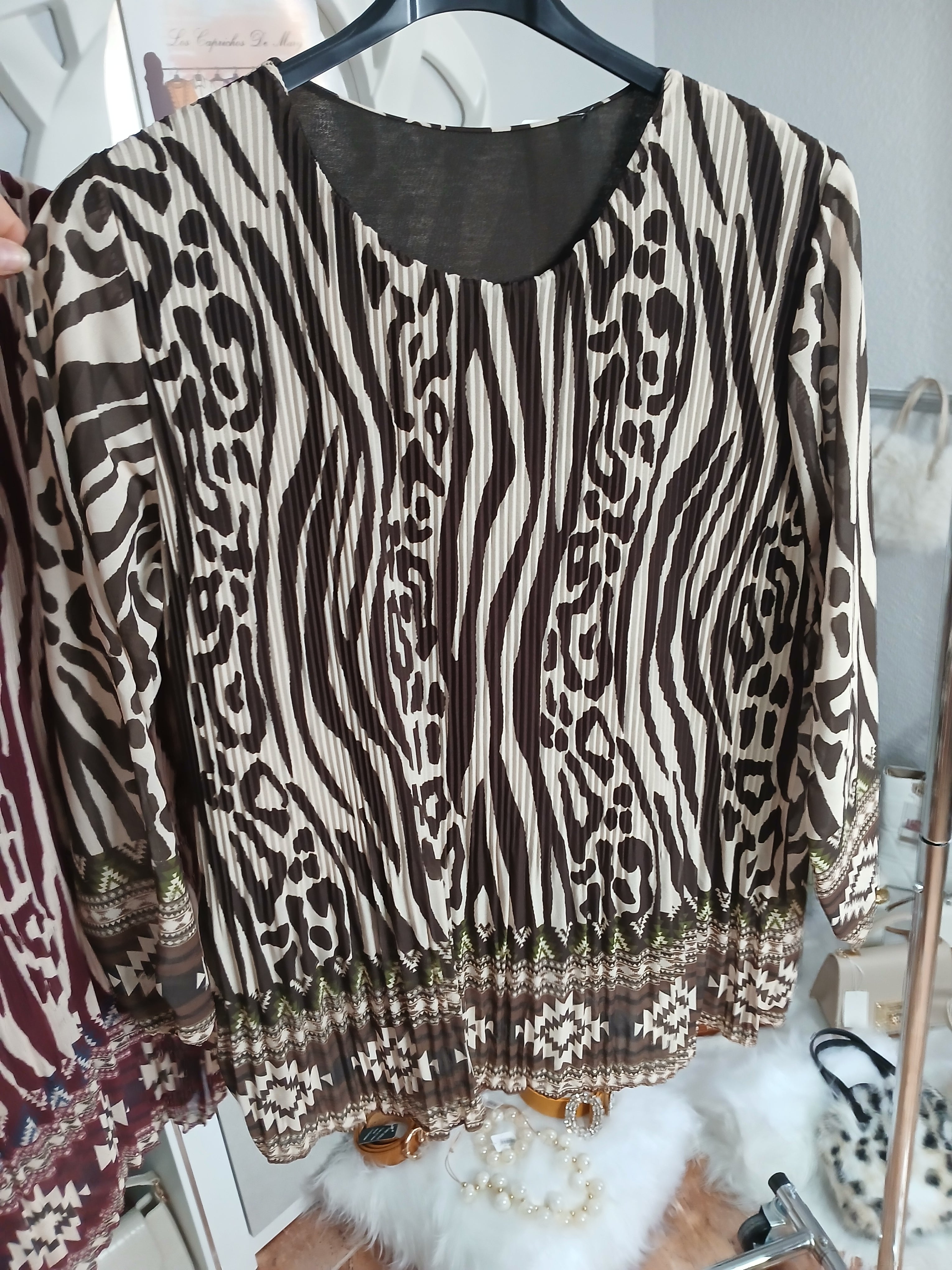CAMISA ANIMAL PRINT ESTAMPADA