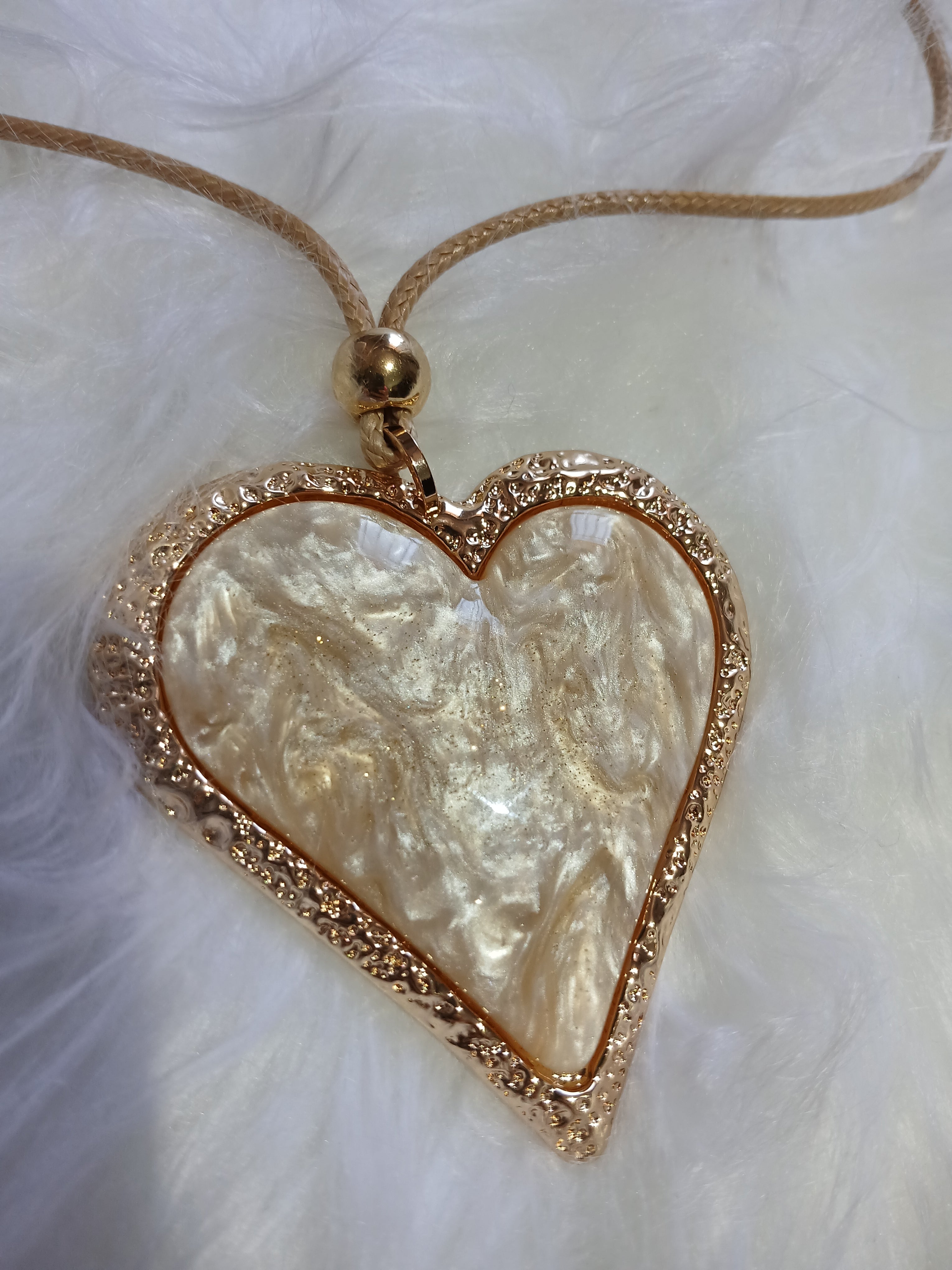 COLGANTE CORAZON PERLA