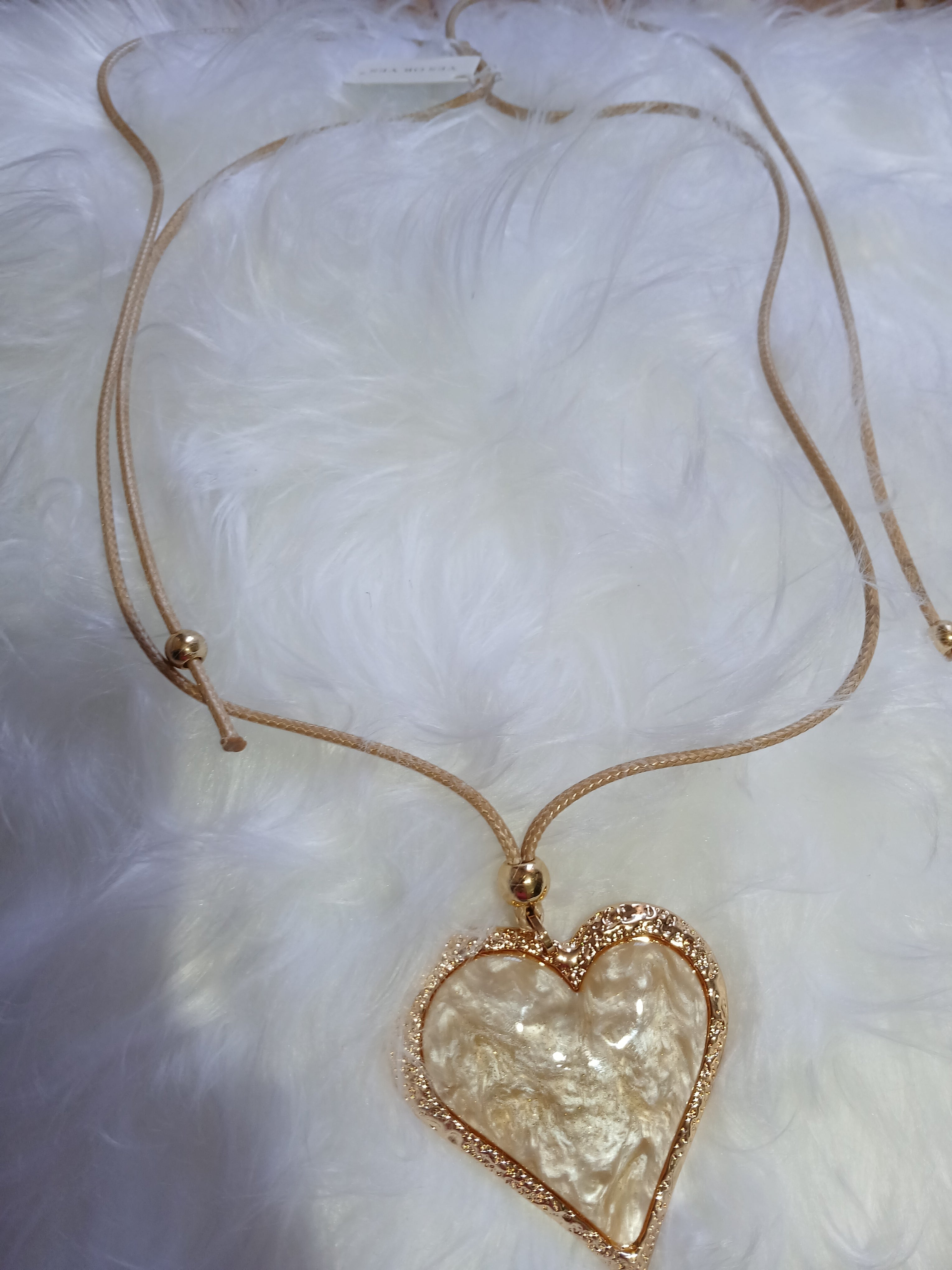 COLGANTE CORAZON PERLA