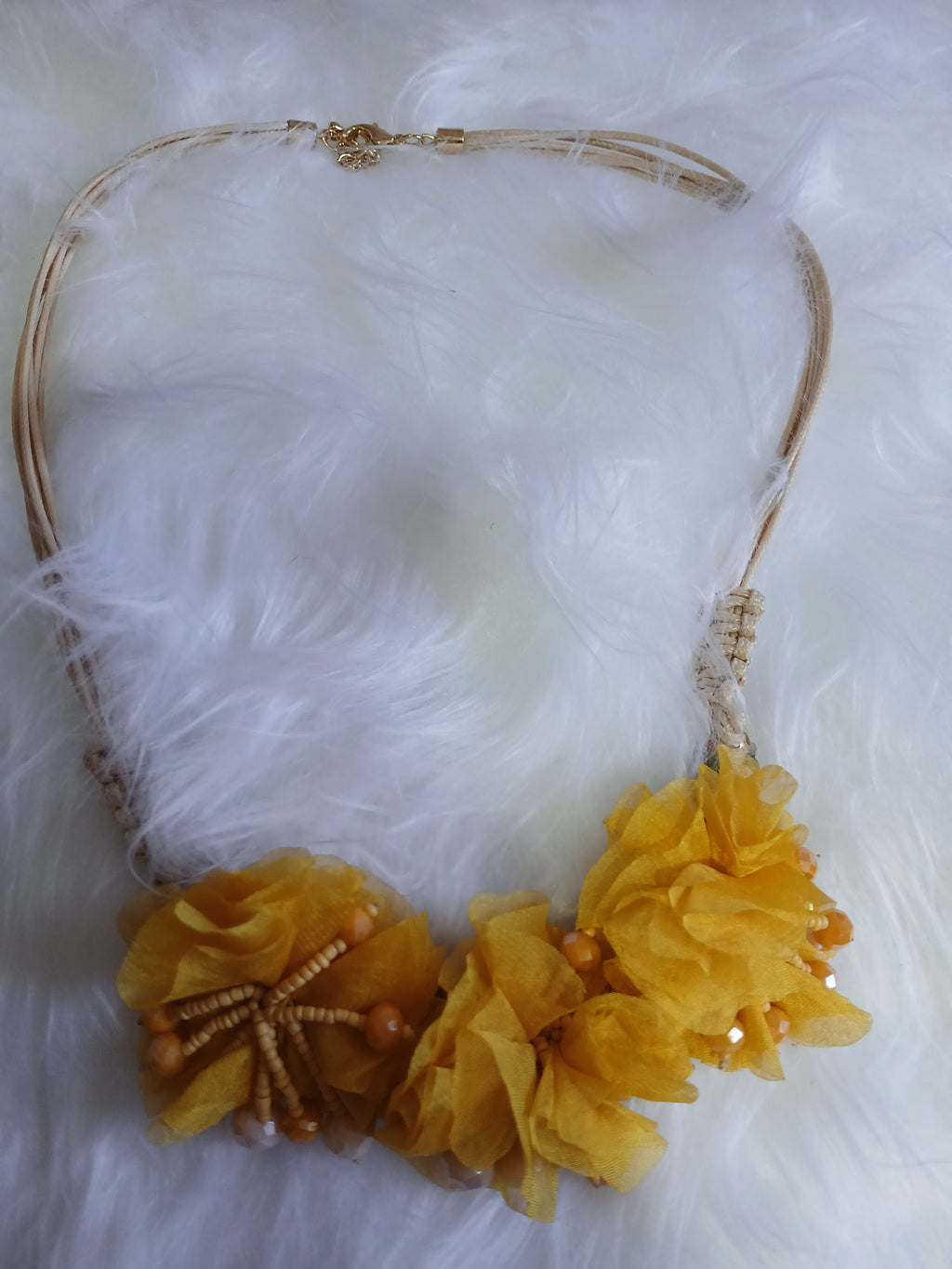 COLGANTE PERLAS MOSTAZA