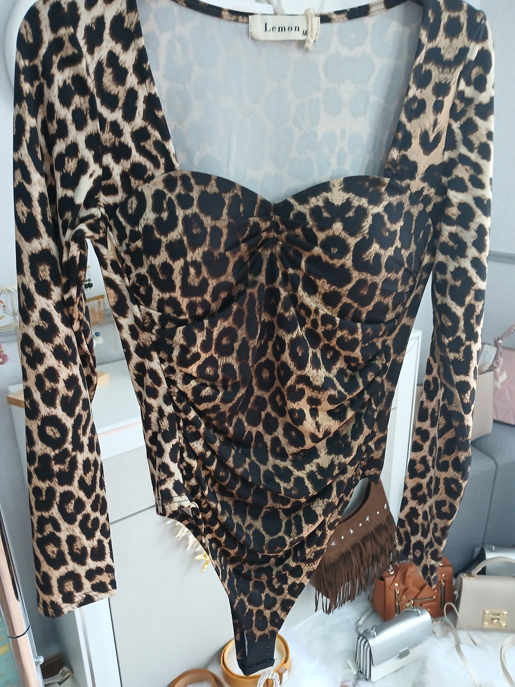 BODY LEOPARDO