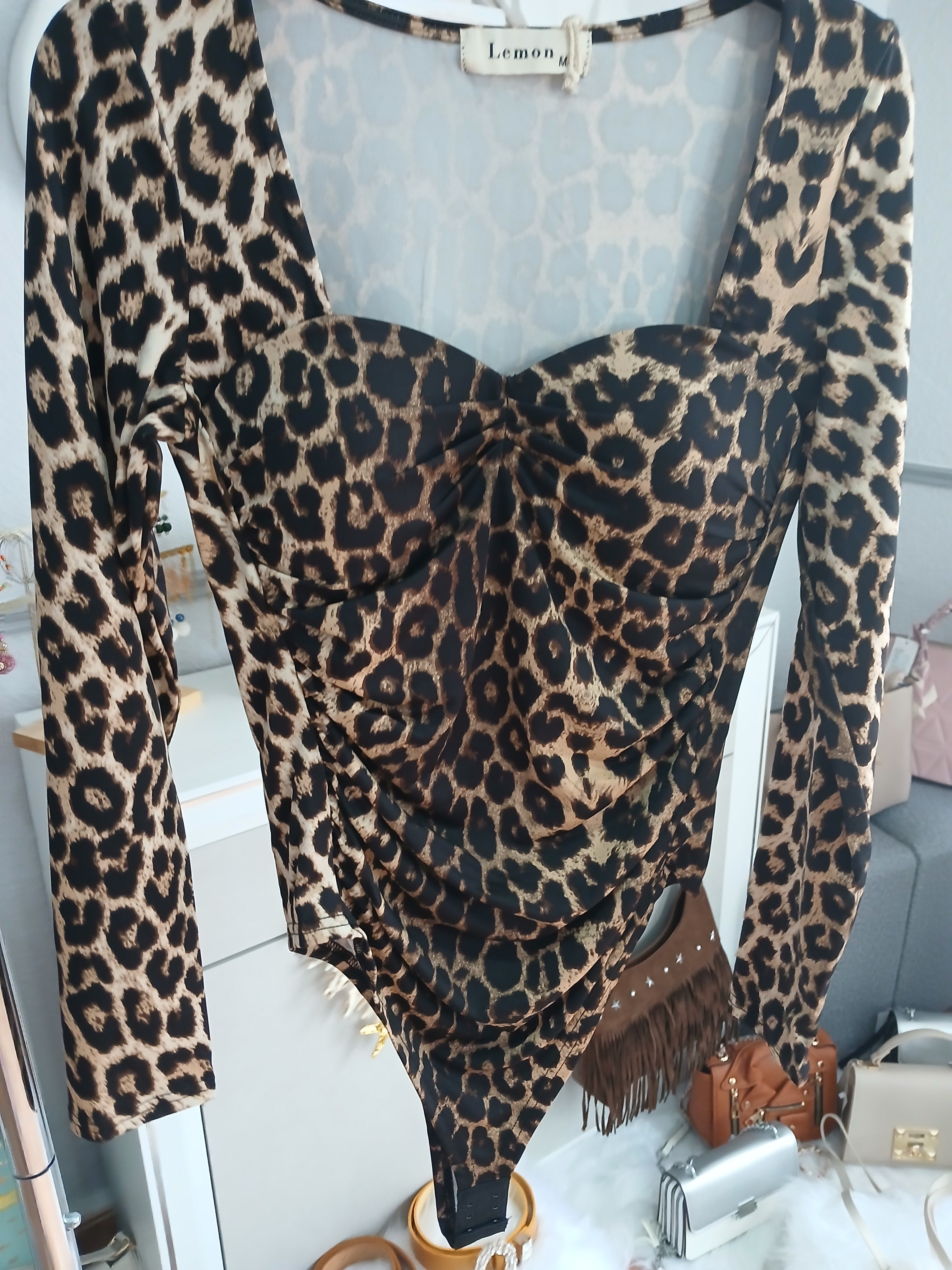 BODY LEOPARDO